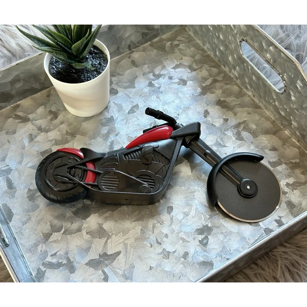 Motorcycle Pizza Cutter, Stainless Steel Pizza Cutter‎ Two Wheels, Novelty